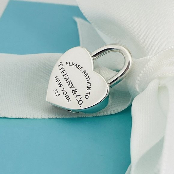 Tiffany lock charm discount